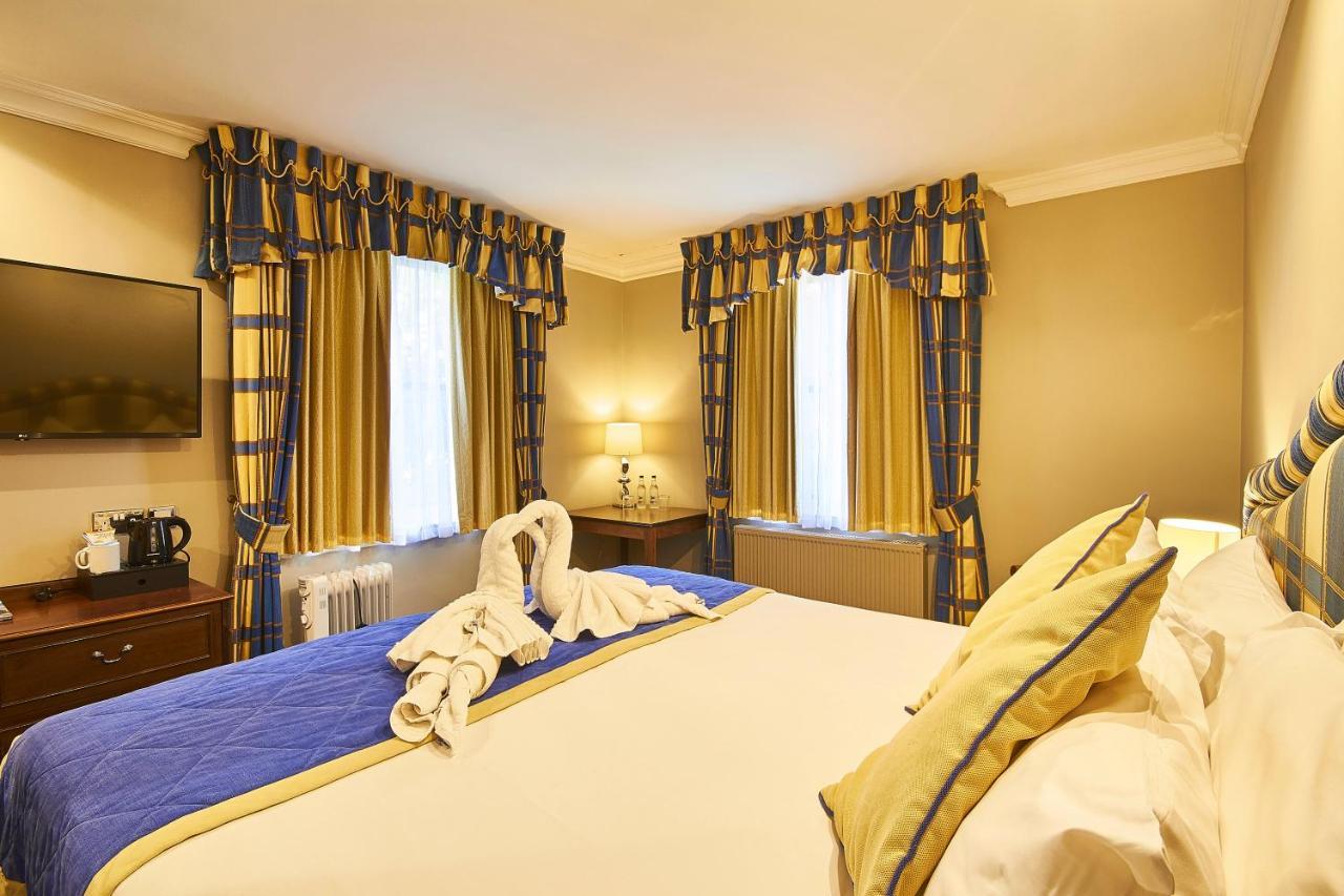 The George Hotel Wallingford Bagian luar foto