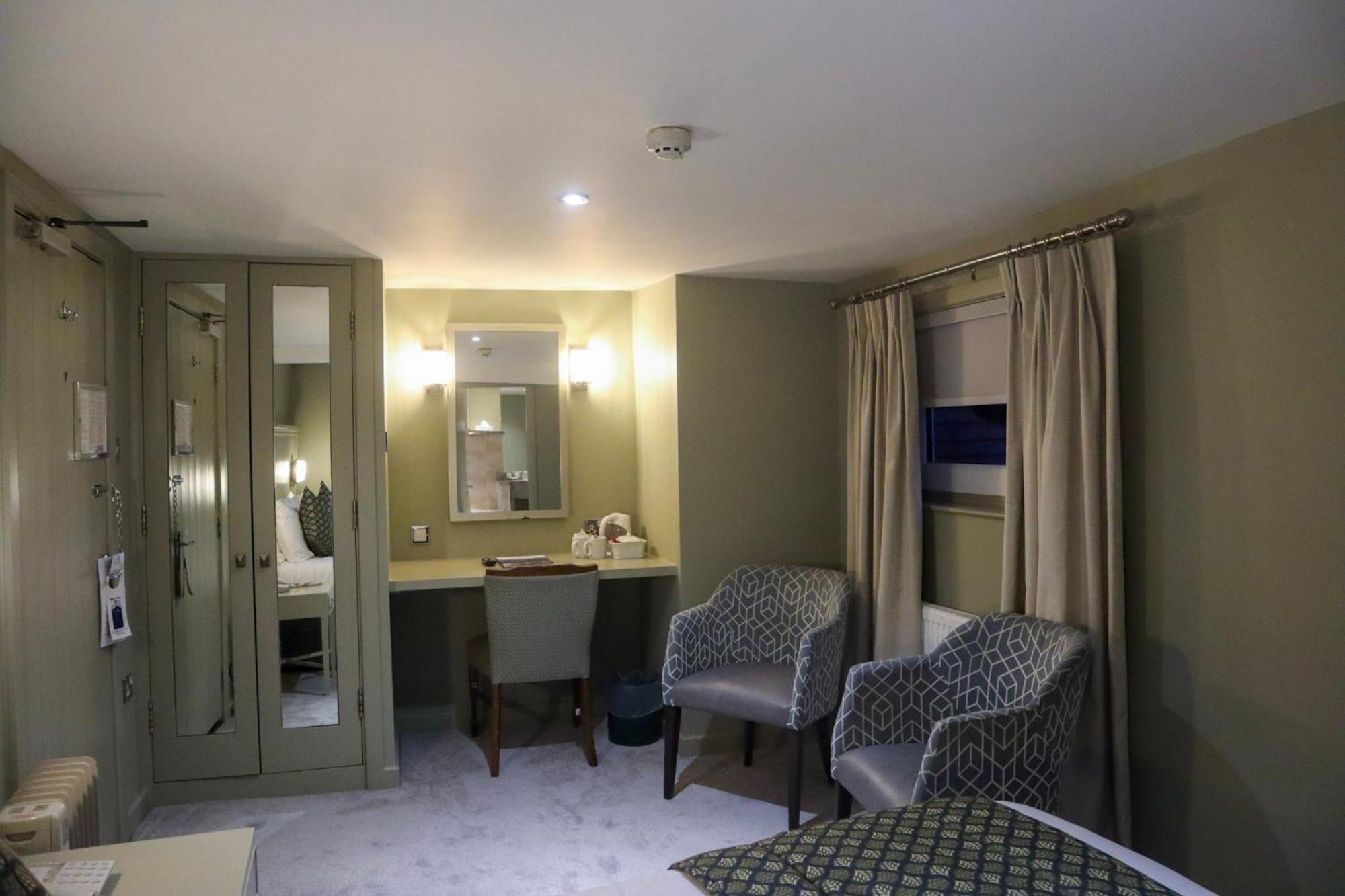 The George Hotel Wallingford Bagian luar foto