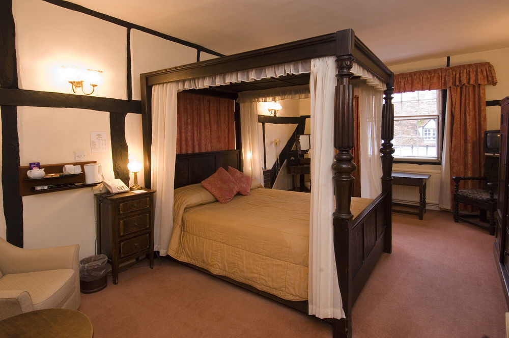 The George Hotel Wallingford Bagian luar foto